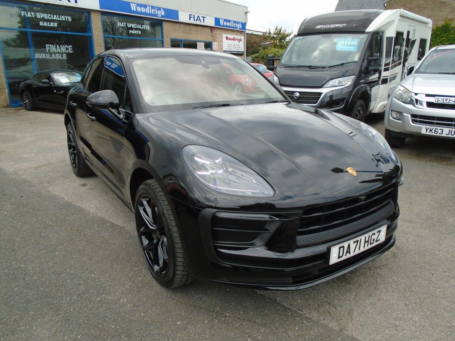 Porsche Macan Listing Image