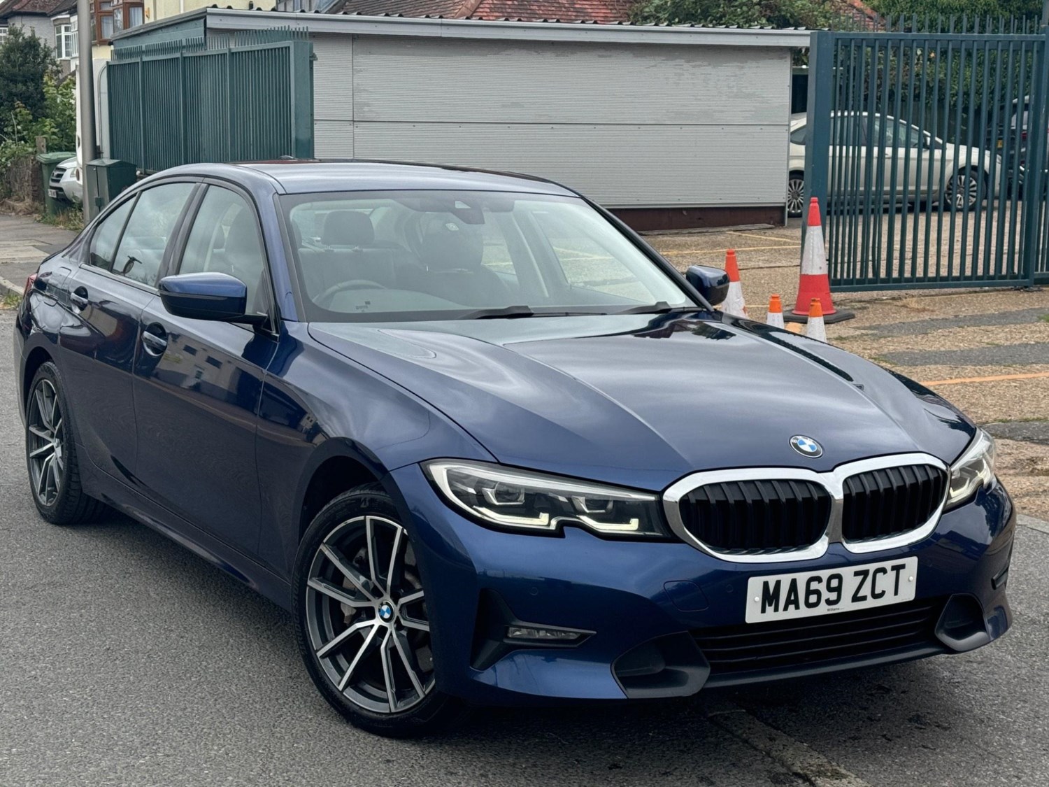 BMW 3 Series Listing Image