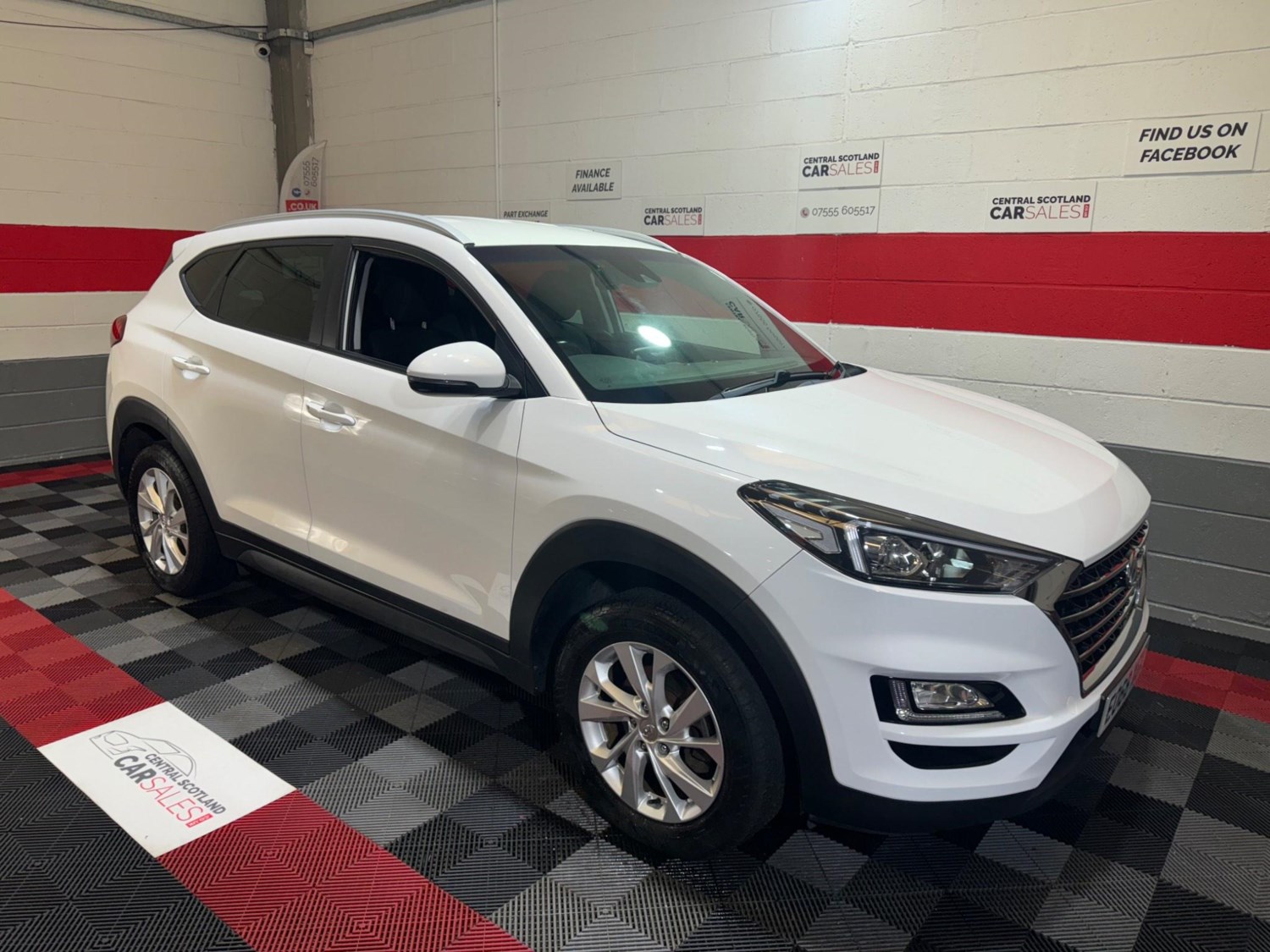 Hyundai TUCSON Listing Image