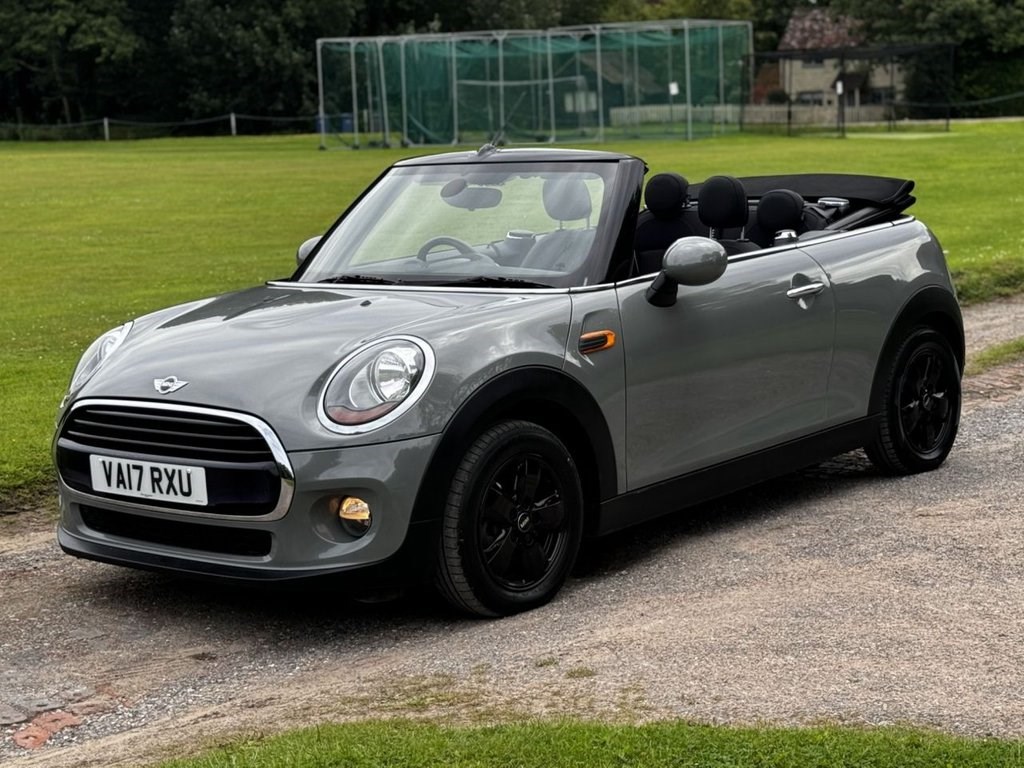 MINI Convertible Listing Image