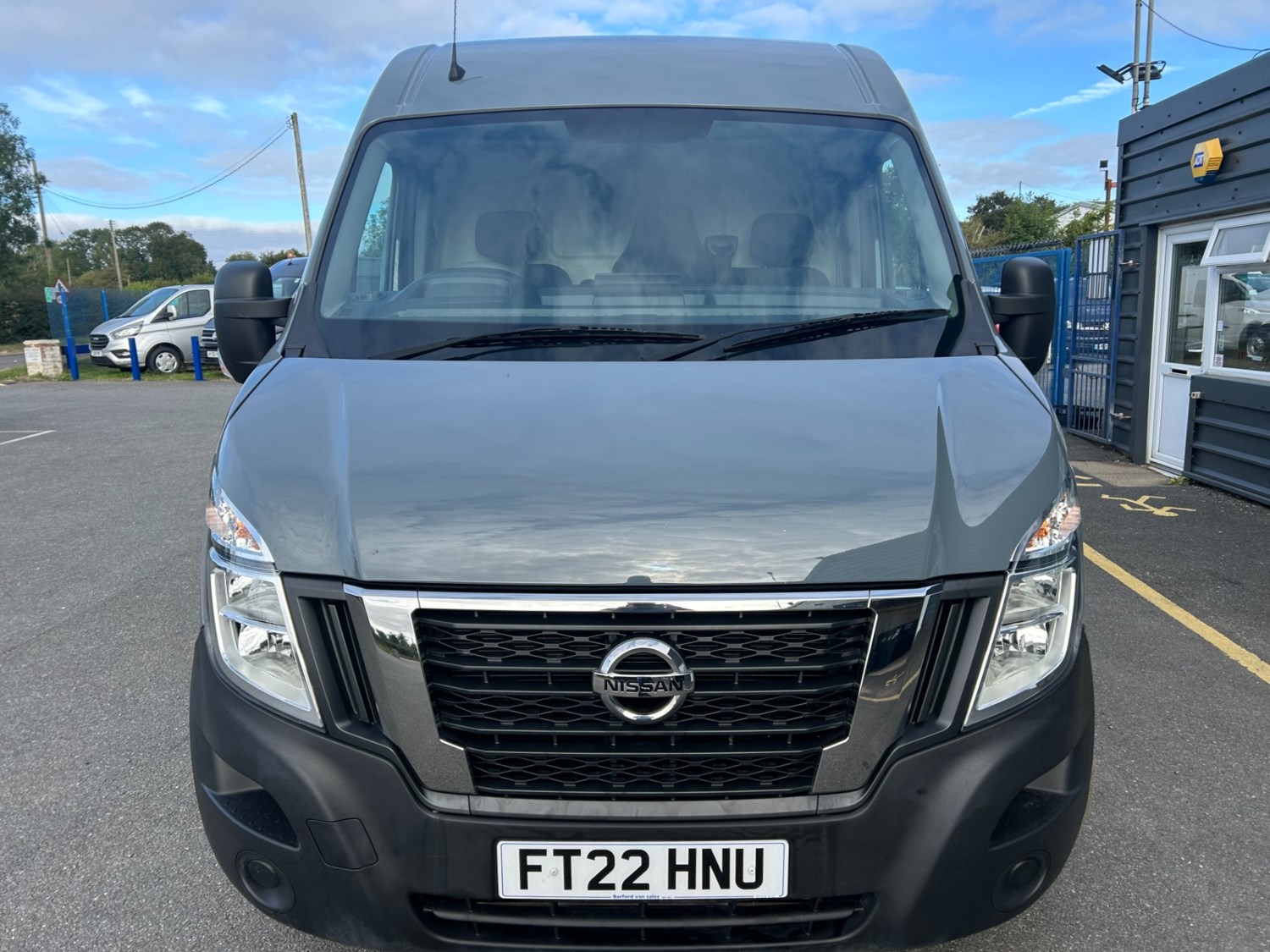 Nissan Interstar Listing Image