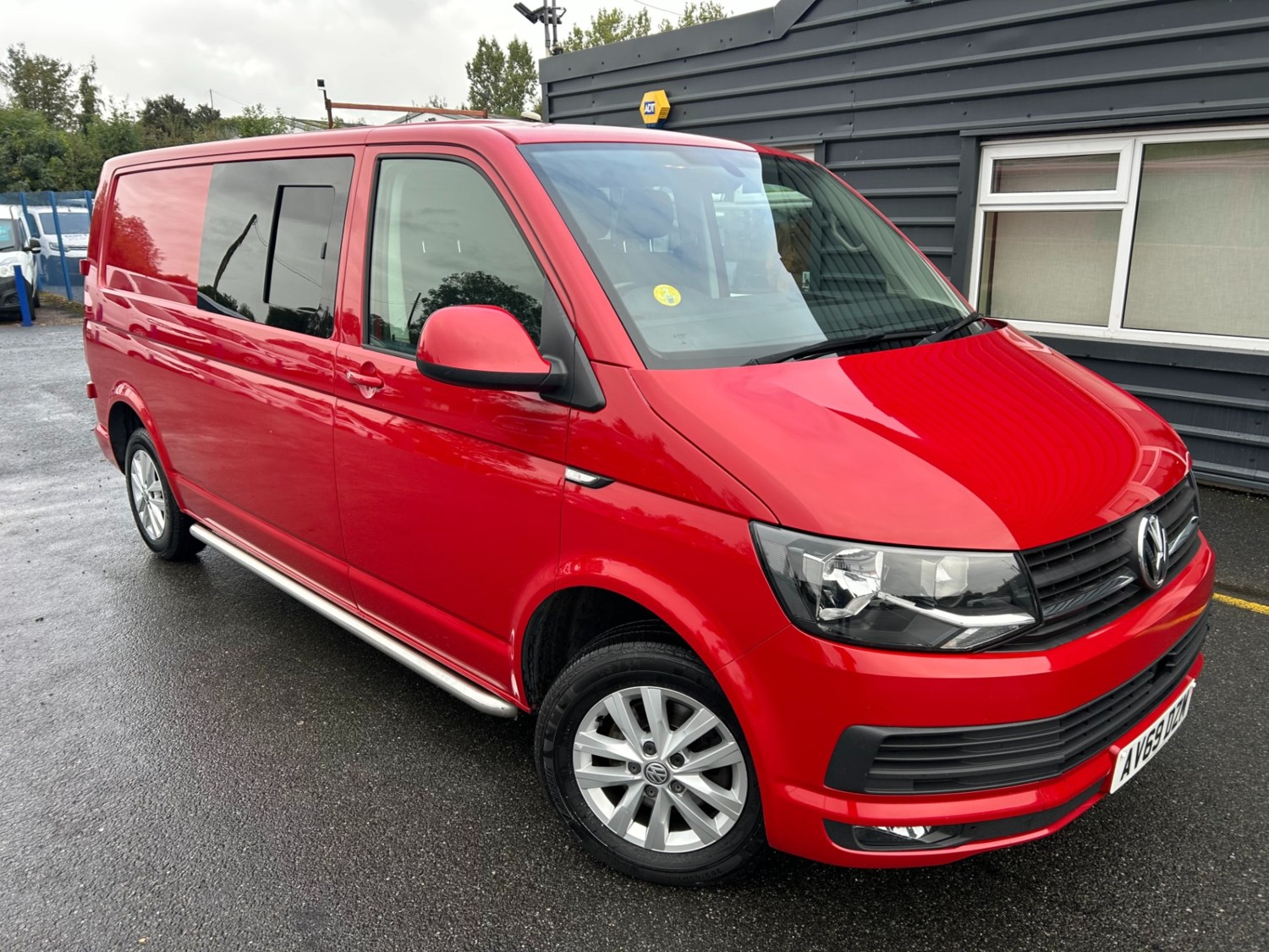 Volkswagen Transporter Listing Image