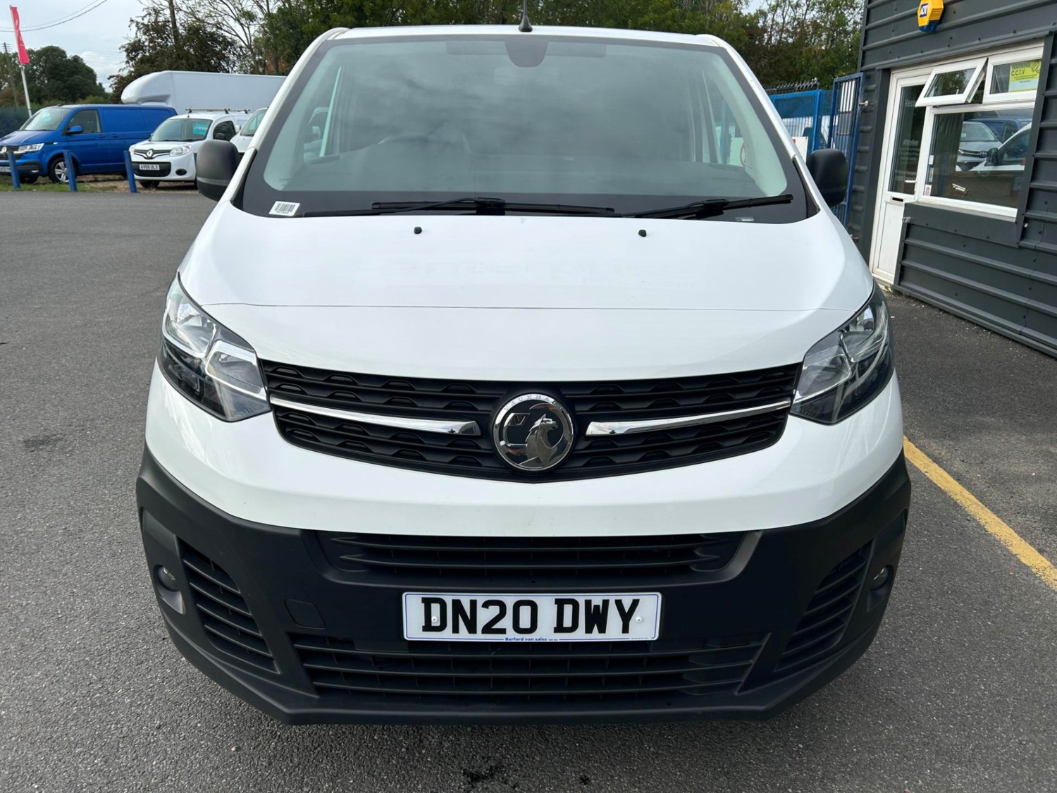 Vauxhall Vivaro Listing Image