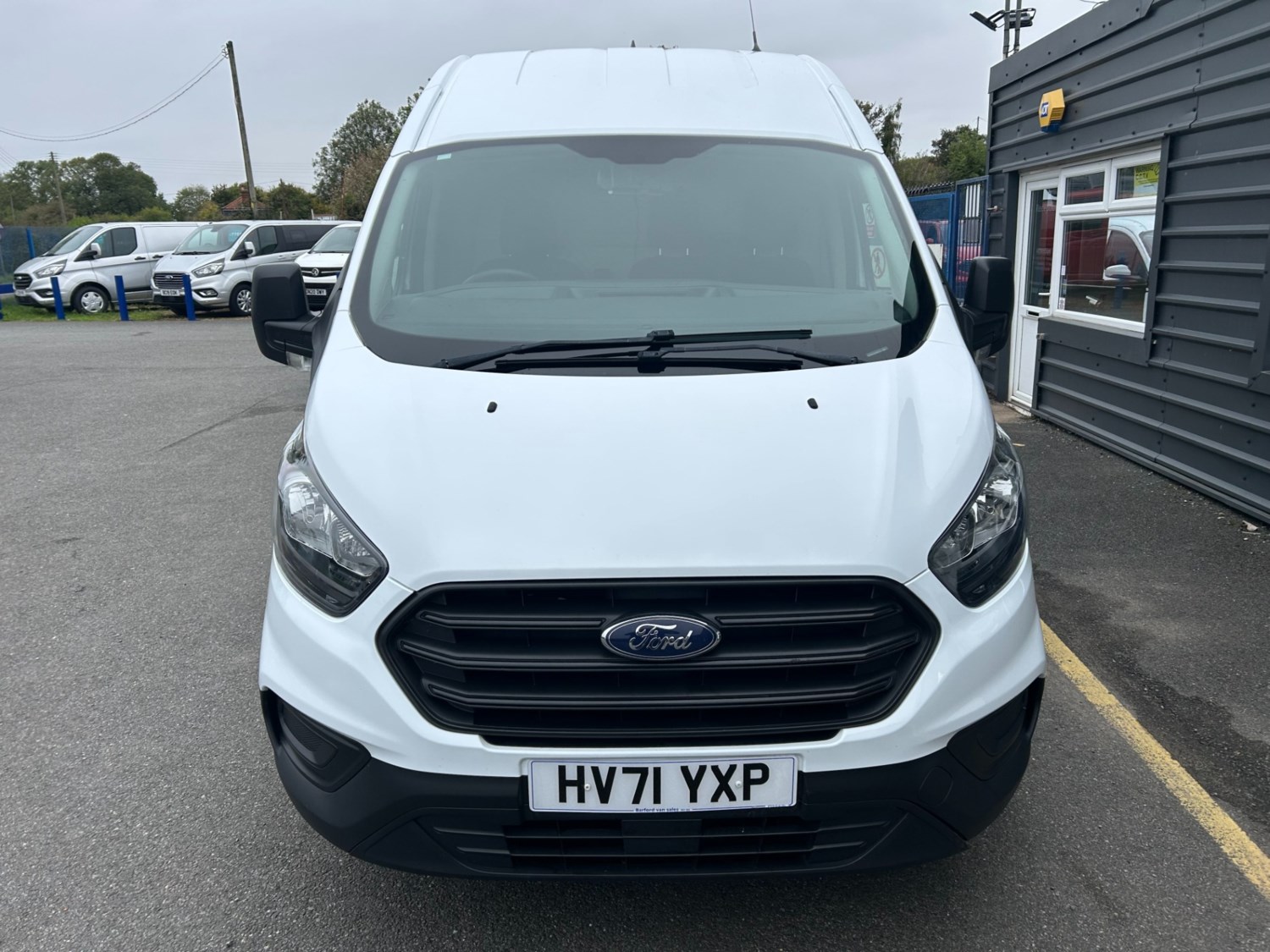 Ford Transit Custom Listing Image