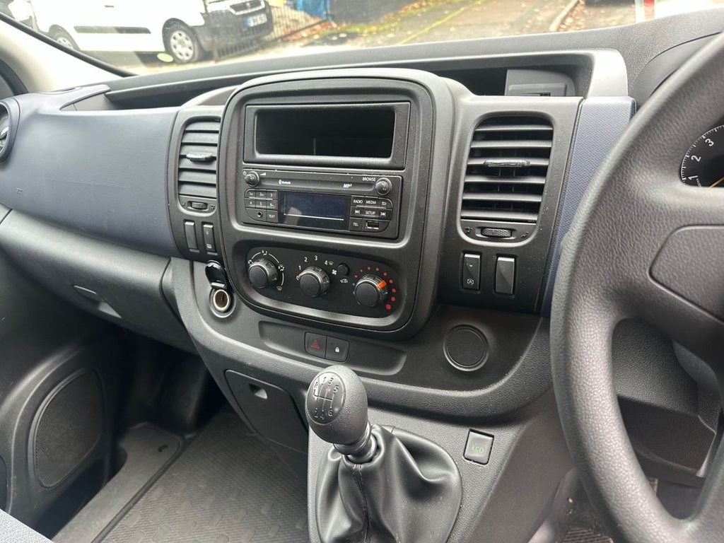 Vauxhall Vivaro Listing Image