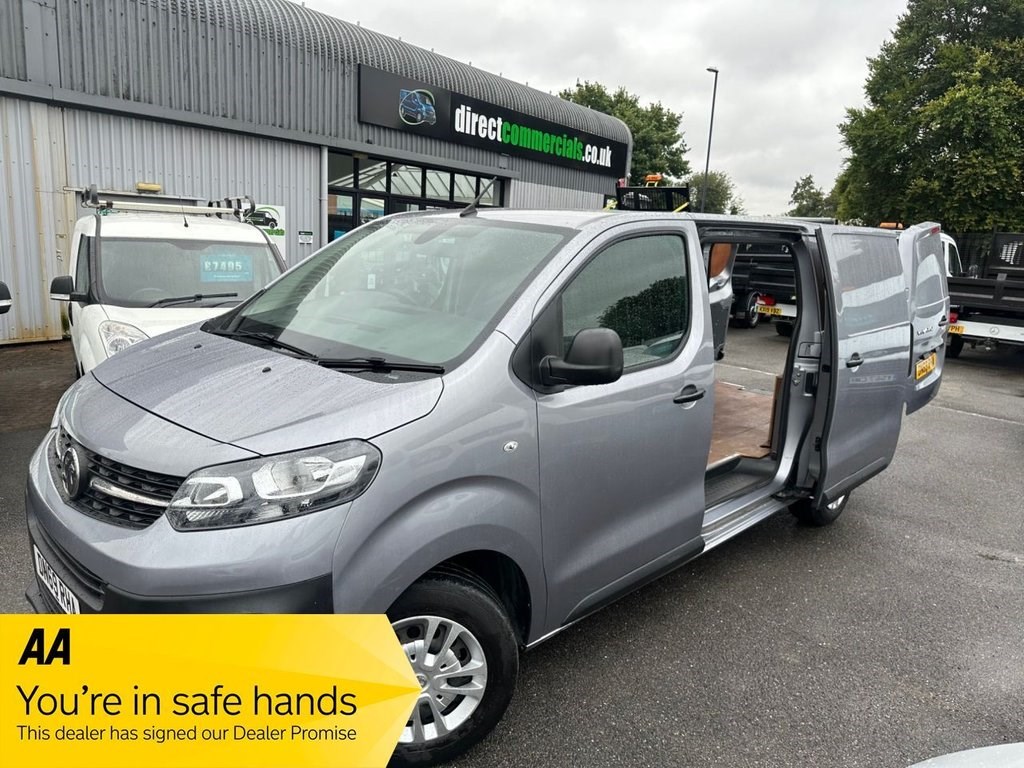 Vauxhall Vivaro Listing Image