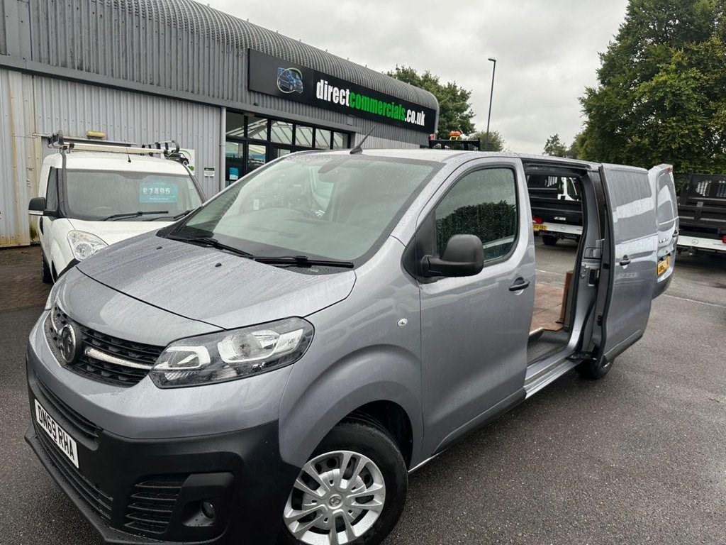 Vauxhall Vivaro Listing Image