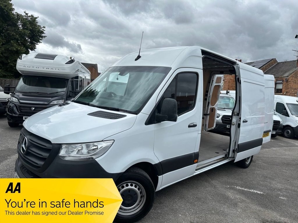 Mercedes-Benz Sprinter Listing Image