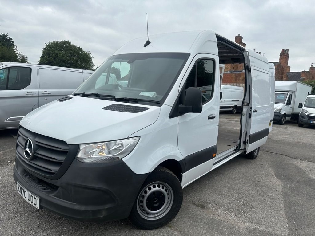 Mercedes-Benz Sprinter Listing Image