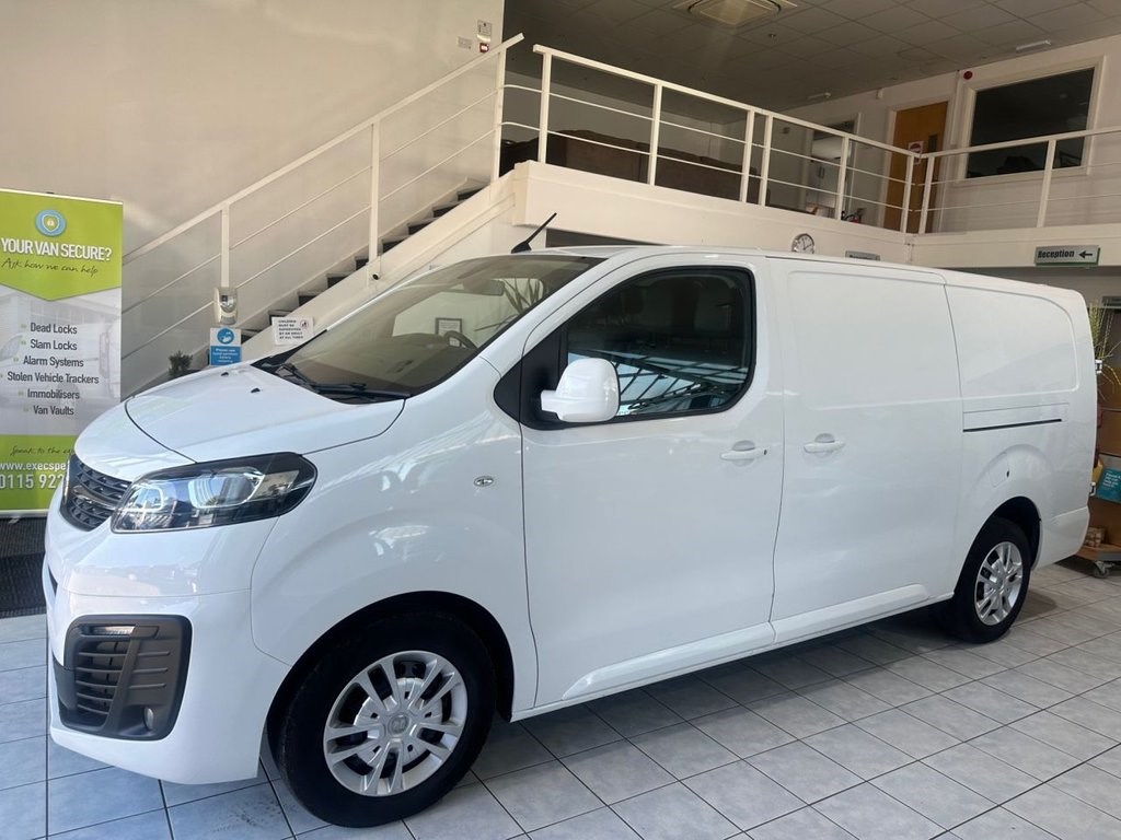 Vauxhall Vivaro Listing Image