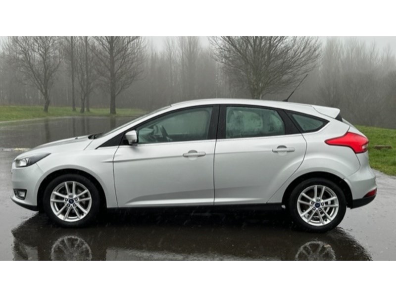 Ford Focus Listing Image