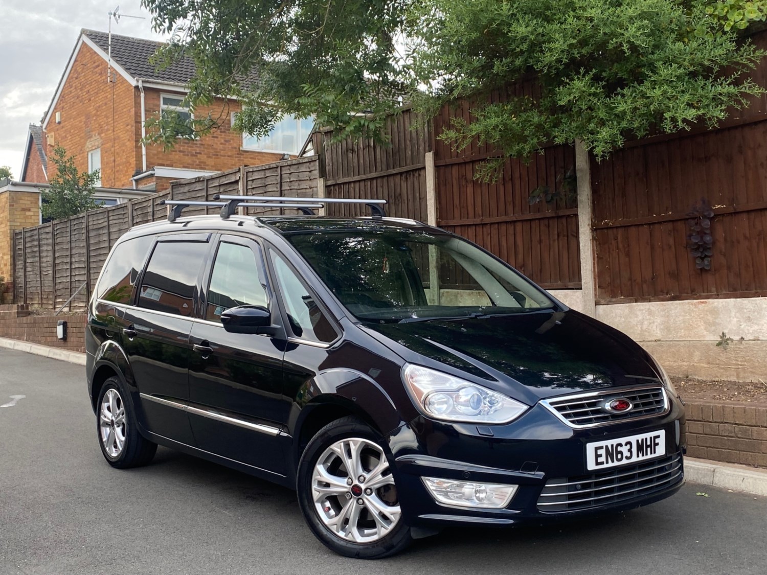 Ford Galaxy Listing Image