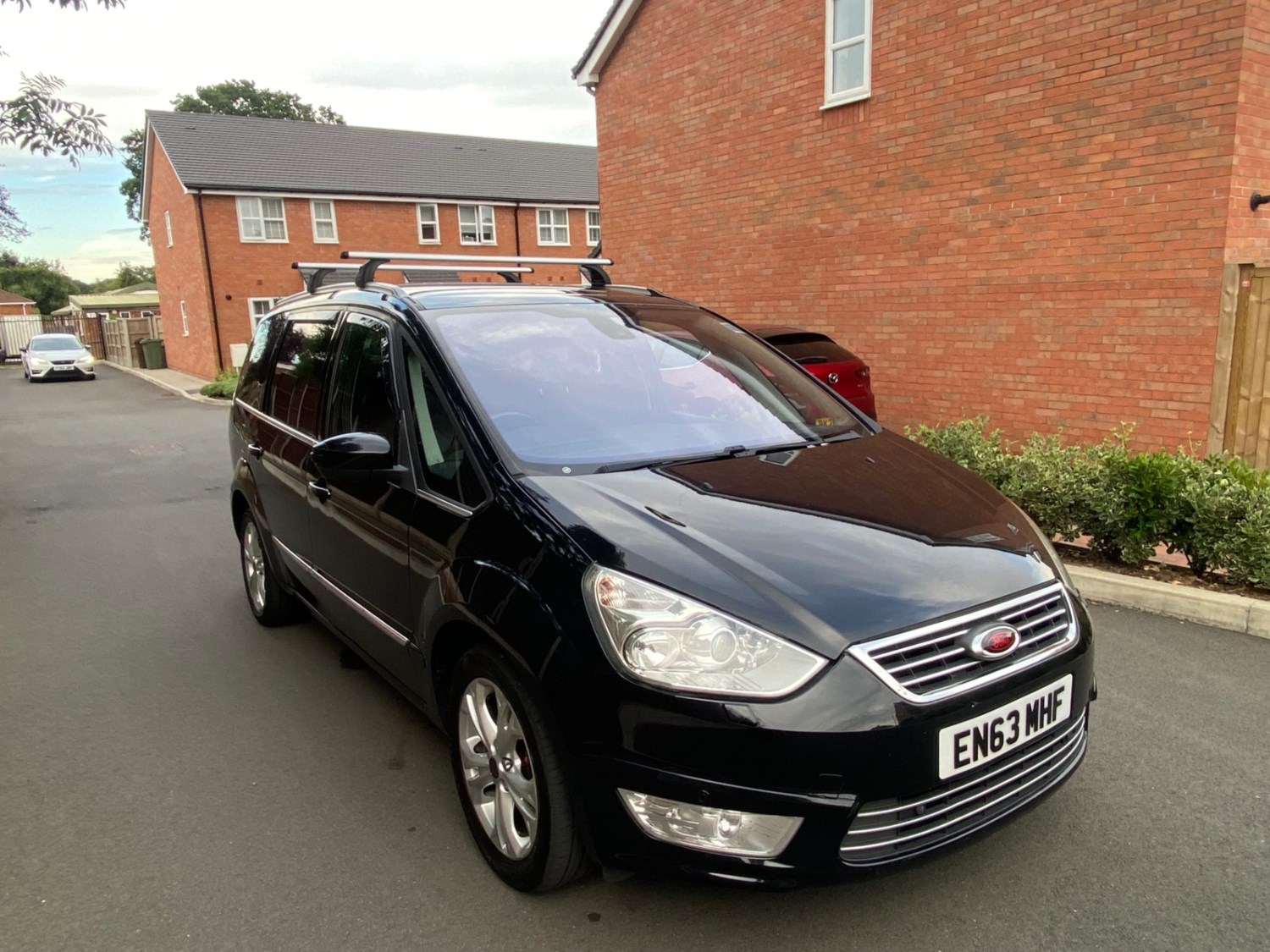 Ford Galaxy Listing Image