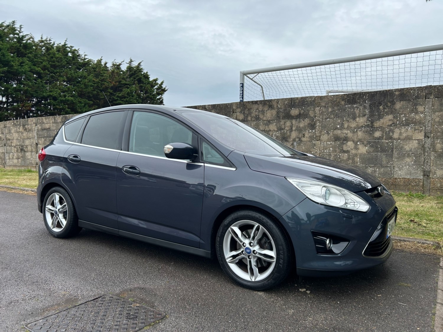 Ford C-Max Listing Image