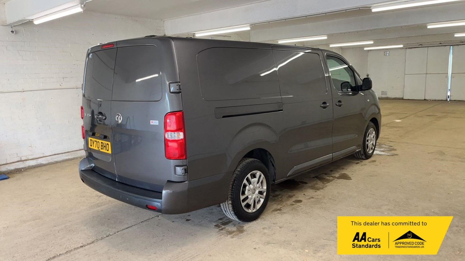 Vauxhall Vivaro Listing Image