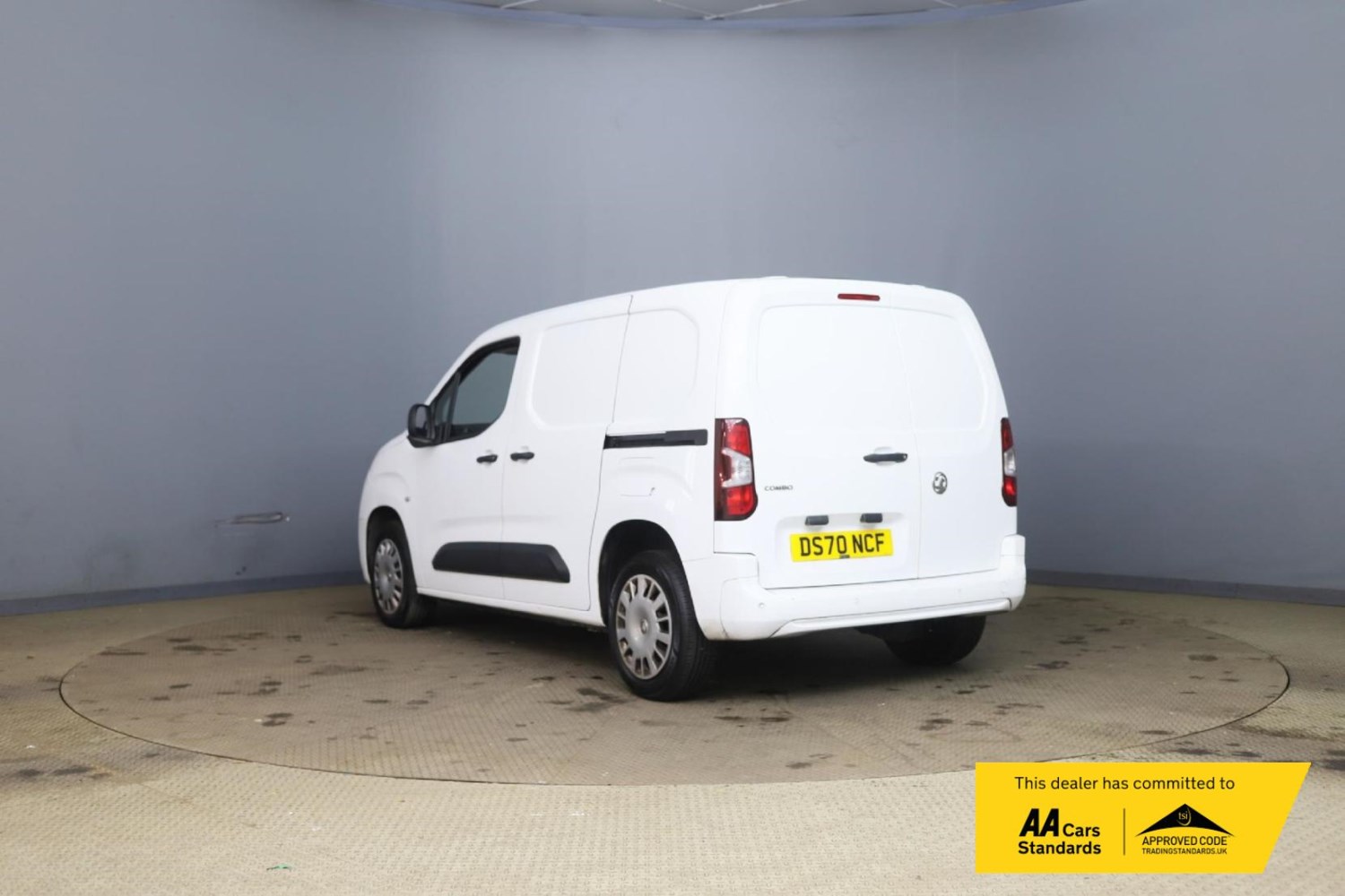 Vauxhall Combo Listing Image