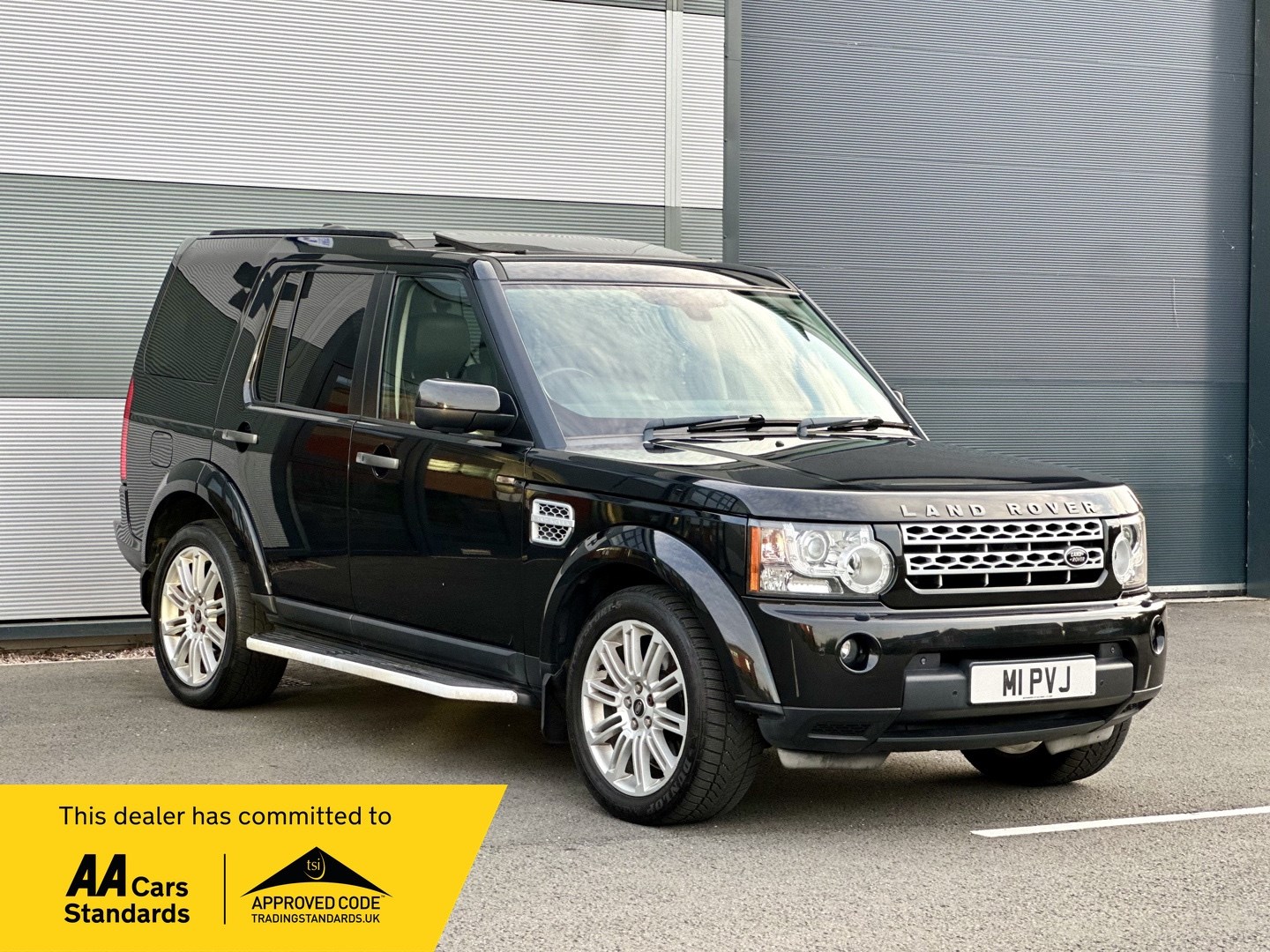 Land Rover Discovery Listing Image