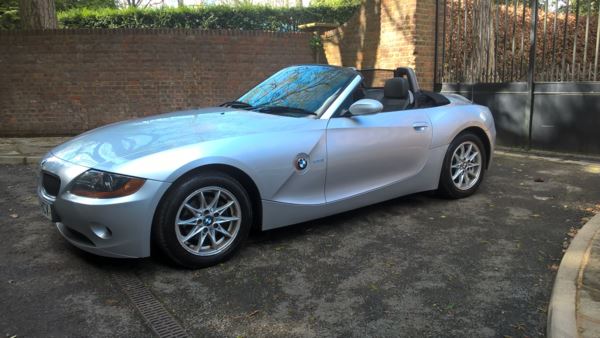 2003 (53) BMW Z4 2.2i SE AUTOMATIC CONVERTIBLE (ULEZ COMPLIANT) For Sale In Watford, Hertfordshire