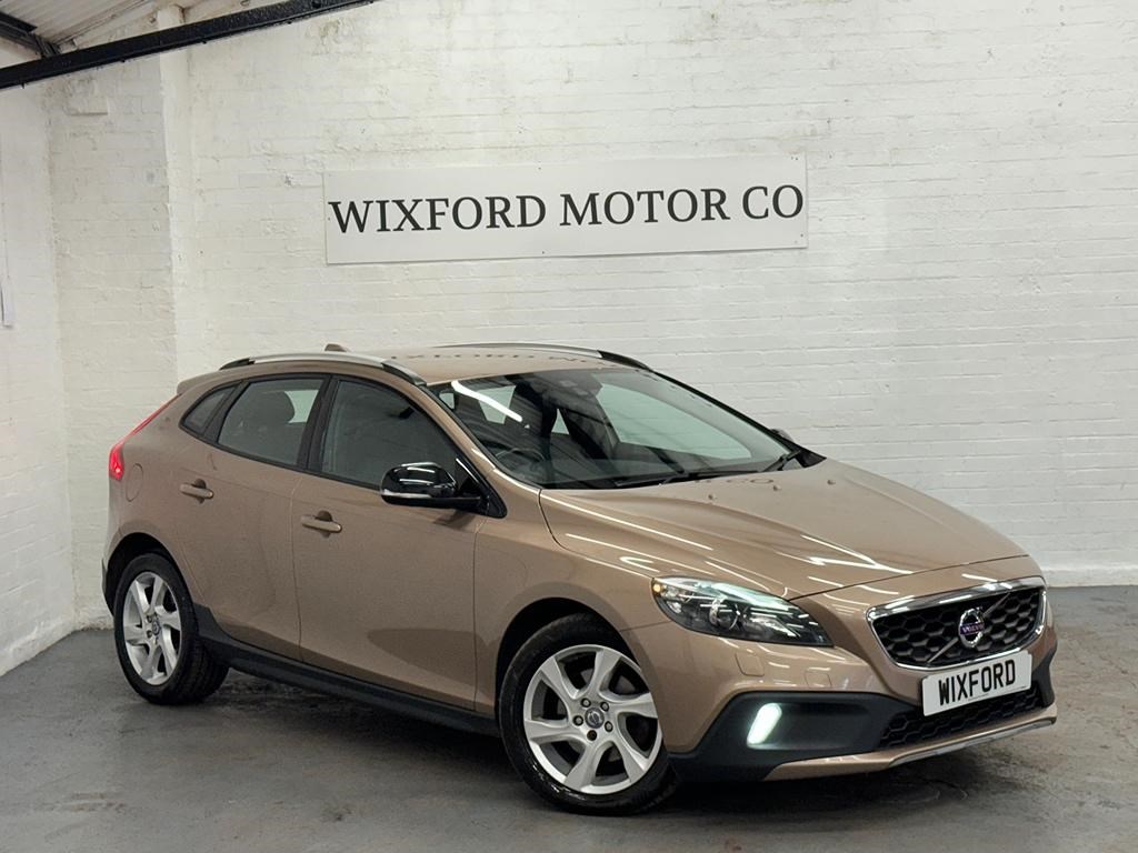 Volvo V40 Cross Country Listing Image