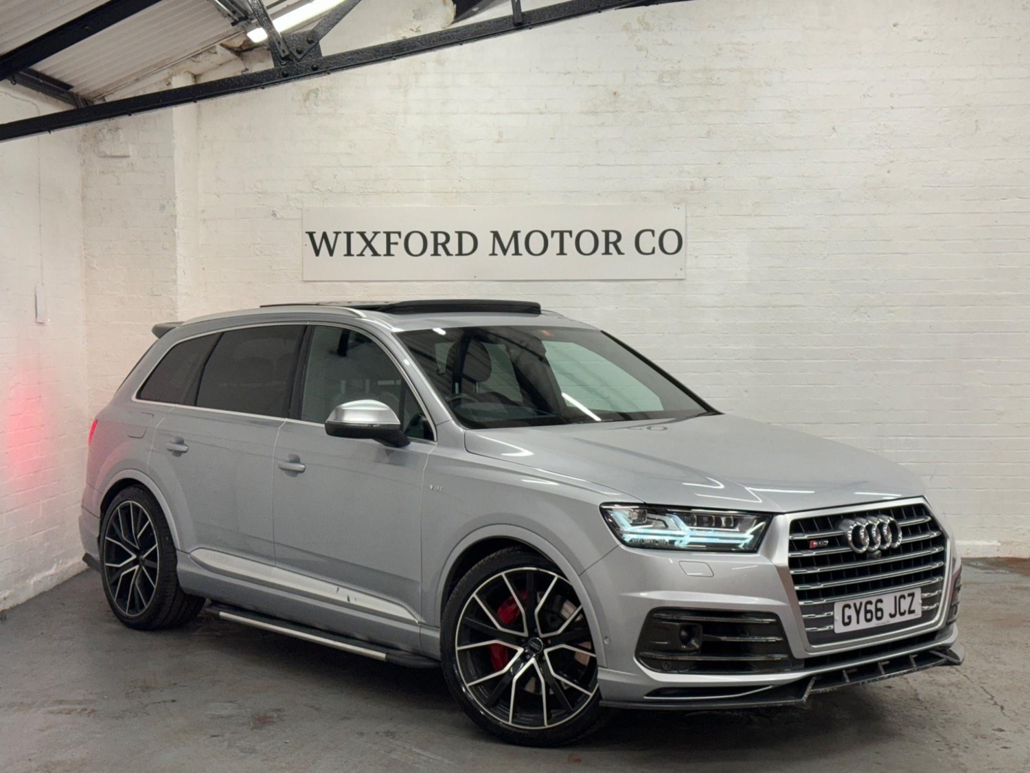 Audi SQ7 Listing Image