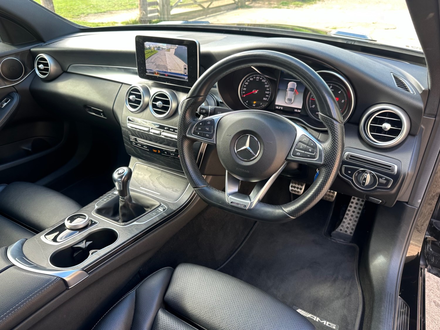 Mercedes-Benz C-Class Listing Image