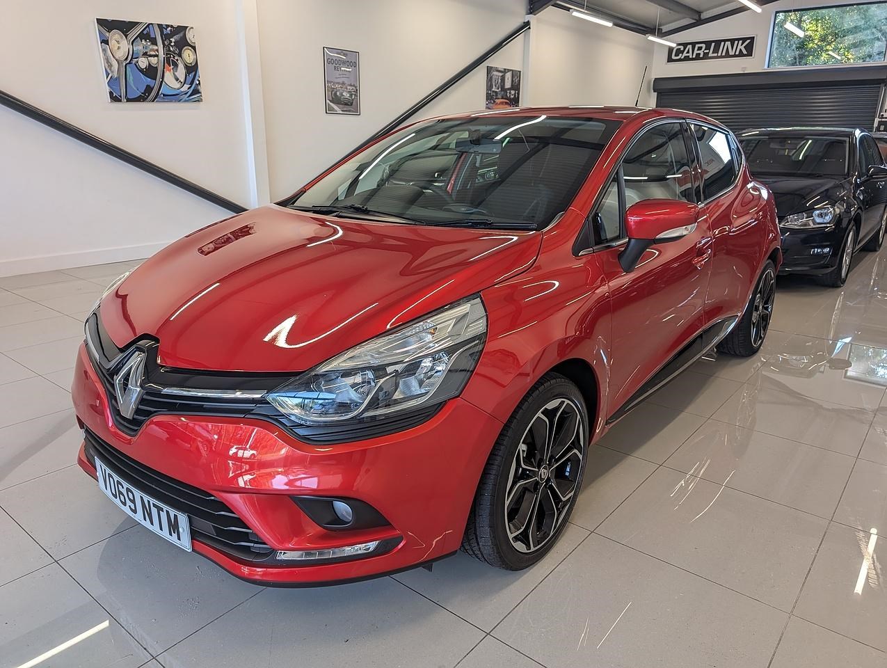 Renault Clio Listing Image