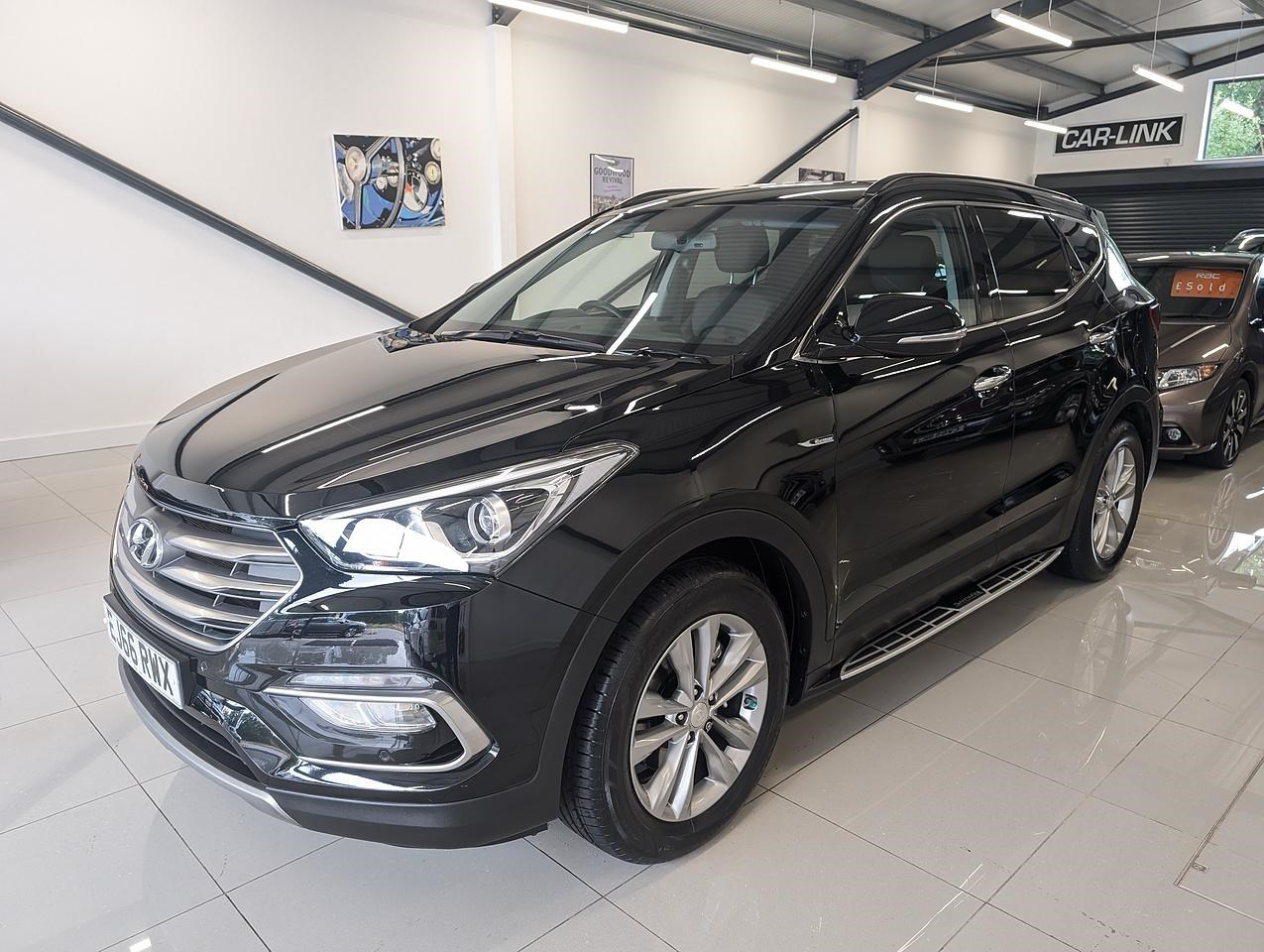 Hyundai Santa Fe Listing Image