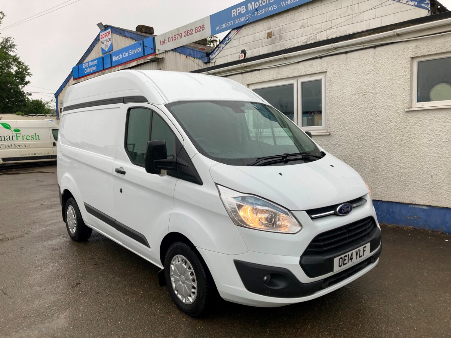 Ford Transit Custom Listing Image