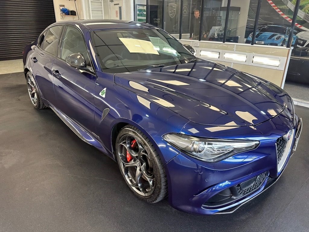 Alfa Romeo Giulia Listing Image