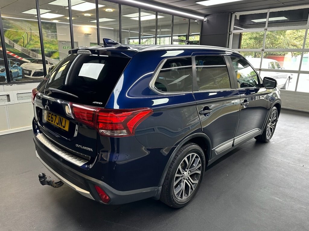 Mitsubishi Outlander Listing Image