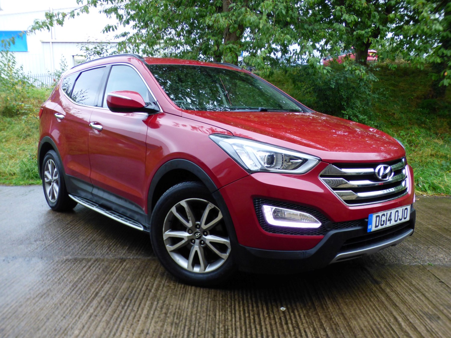 Hyundai Santa Fe Listing Image