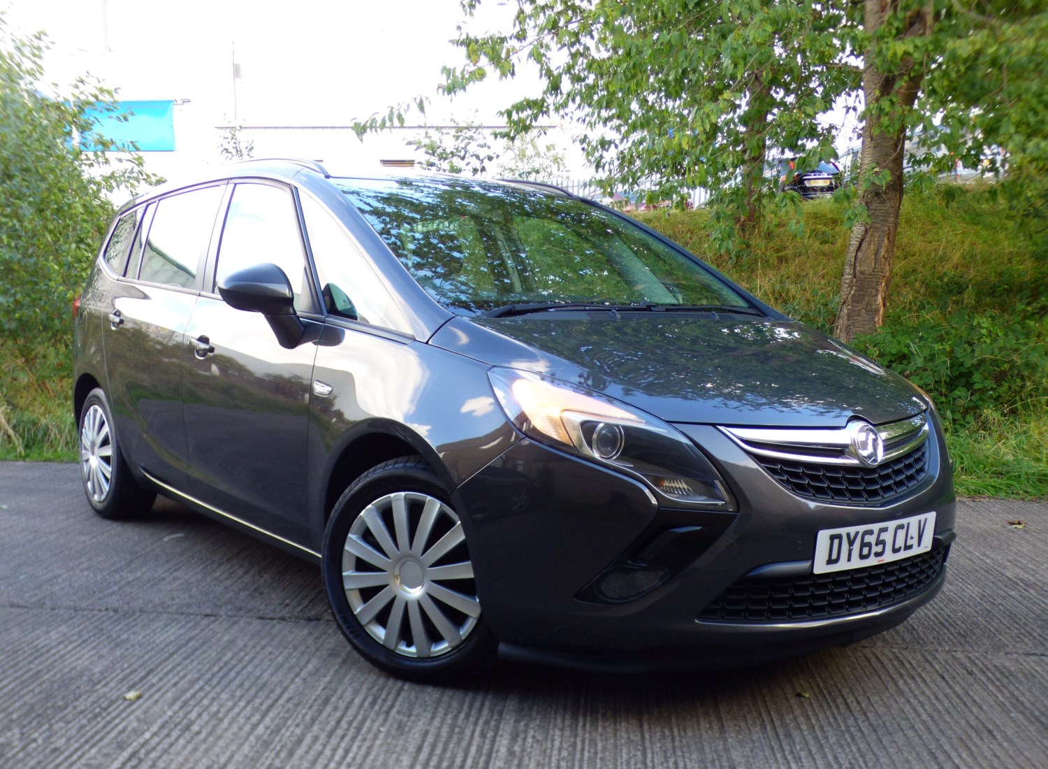 Vauxhall Zafira Tourer Listing Image