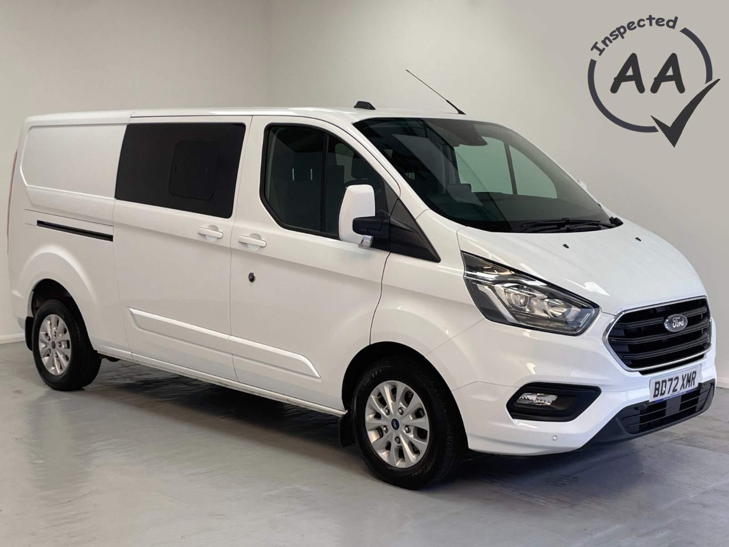 Ford Transit Custom Listing Image