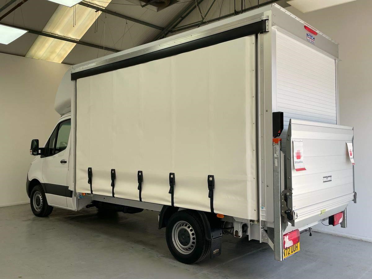 Mercedes-Benz Sprinter Listing Image