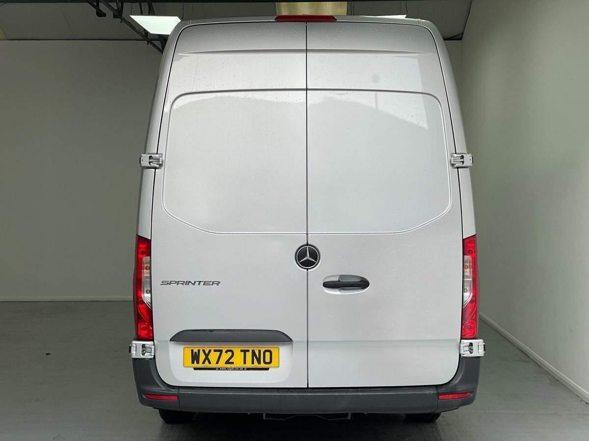 Mercedes-Benz Sprinter Listing Image