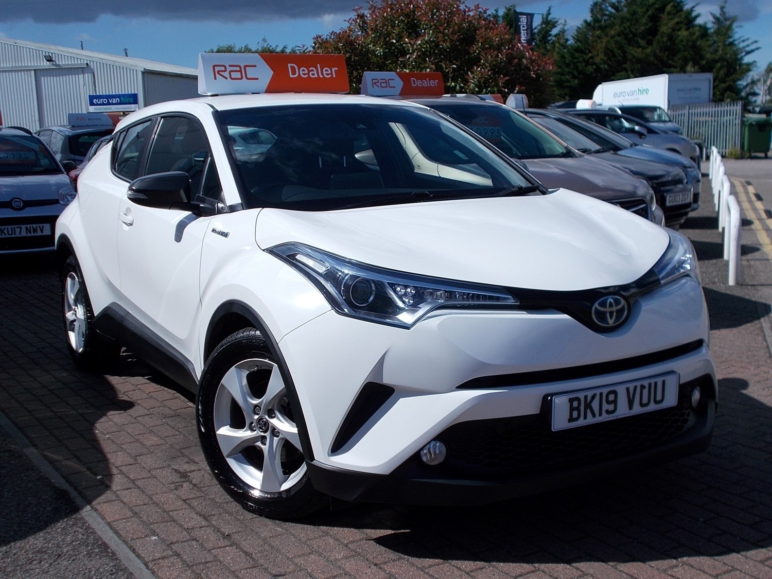 Toyota C-HR Listing Image