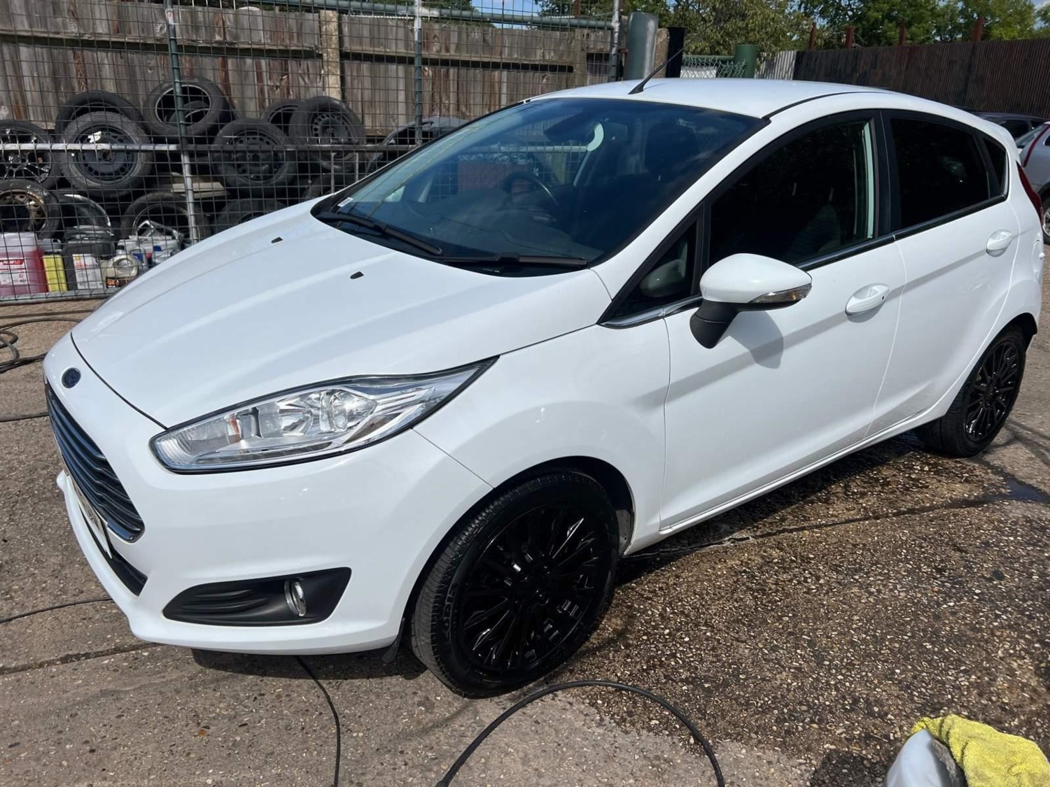 Ford Fiesta Listing Image