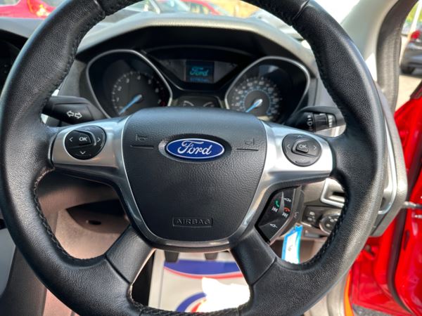 2012 (11) Ford Focus 1.0 125 EcoBoost Zetec 5dr For Sale In Llandudno Junction, Conwy