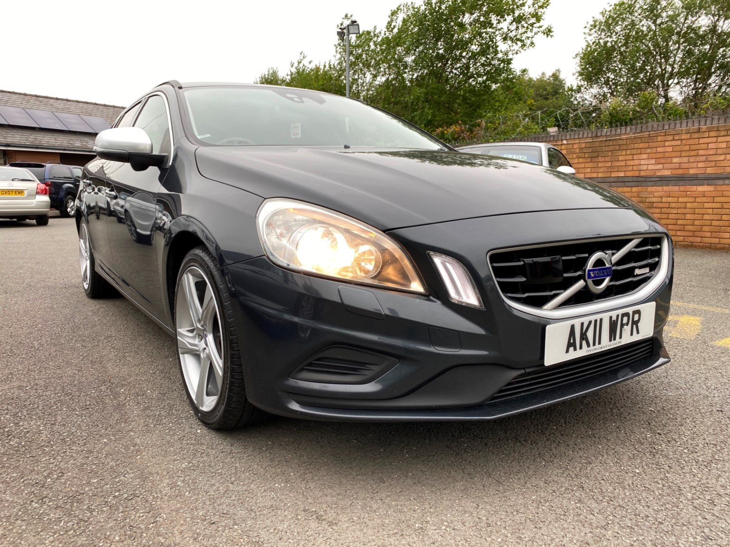 Volvo V60 Listing Image