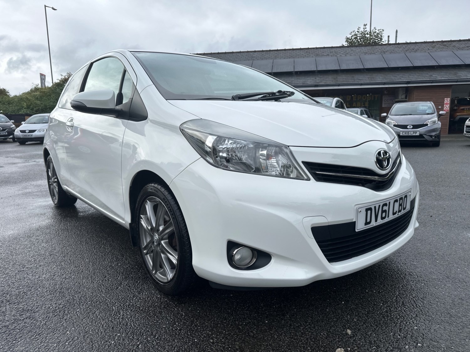 Toyota Yaris Listing Image