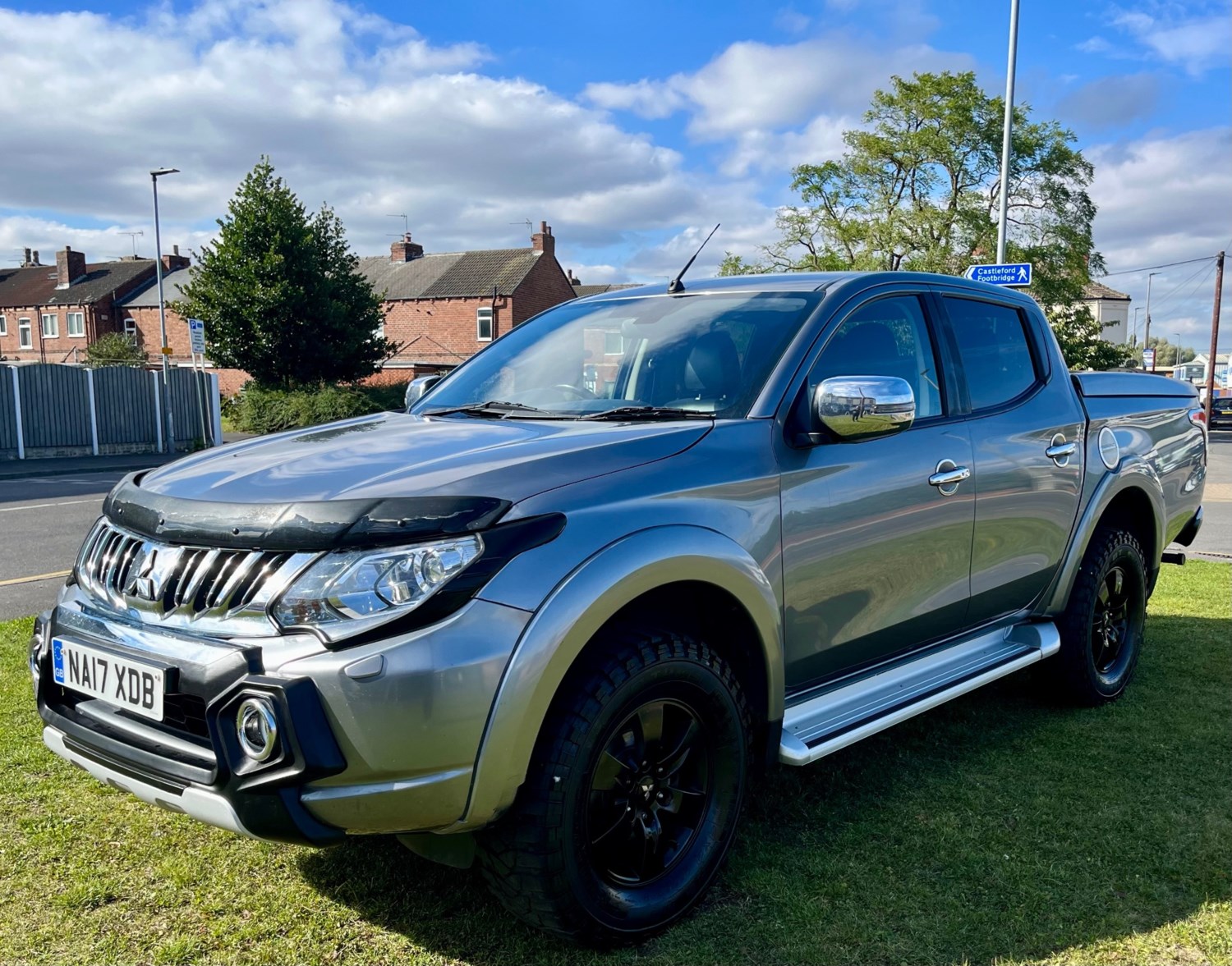 Mitsubishi L200 Listing Image