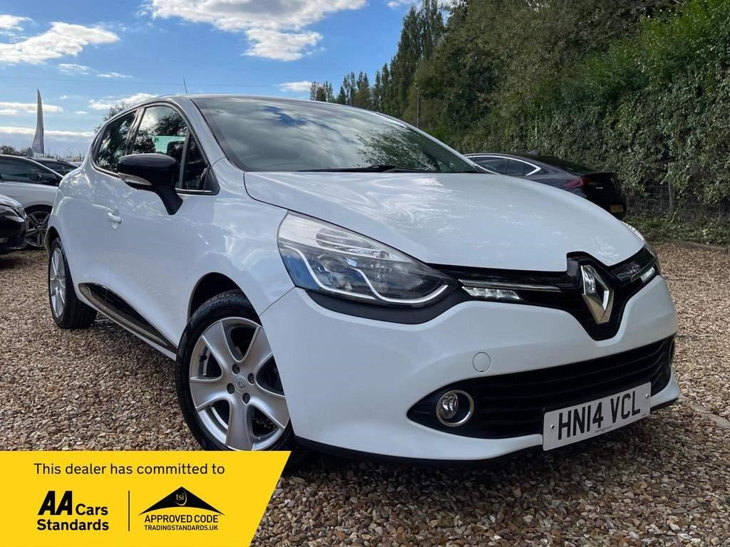 Renault Clio Listing Image