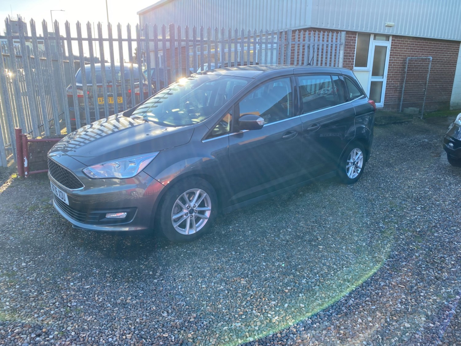 Ford Grand C-Max Listing Image