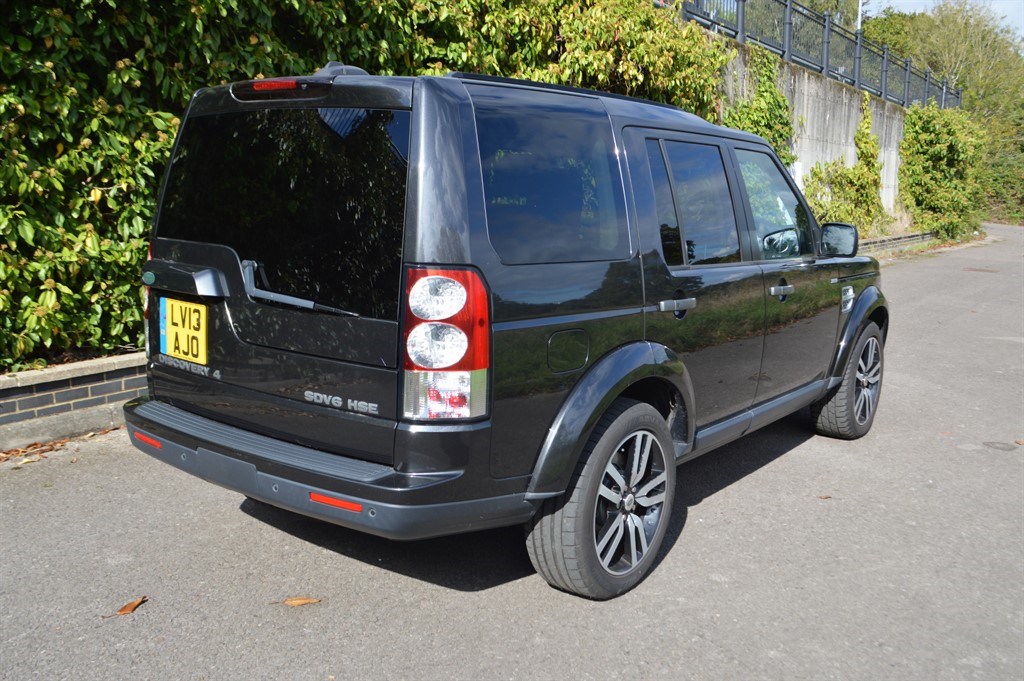 Land Rover Discovery Listing Image