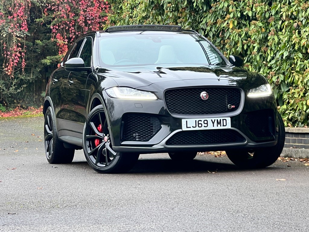 Jaguar F-PACE Listing Image