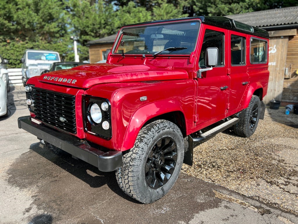 Land Rover Defender Listing Image