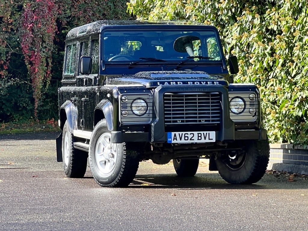 Land Rover Defender 110 Listing Image