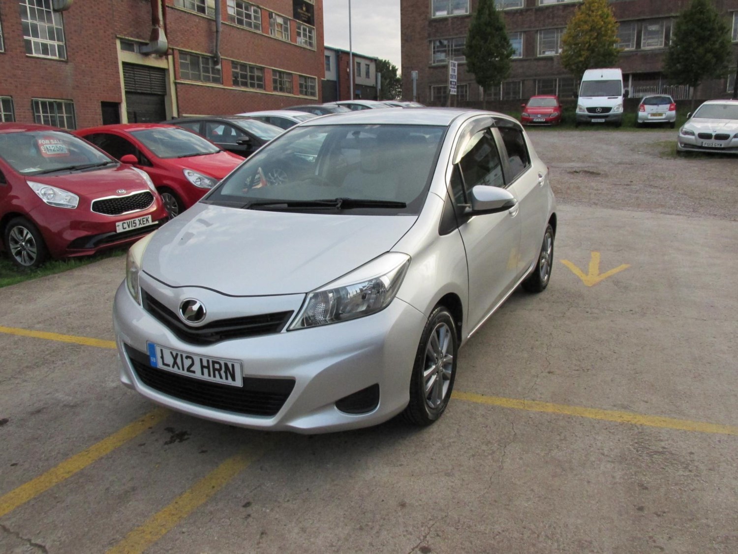 Toyota Vitz Listing Image