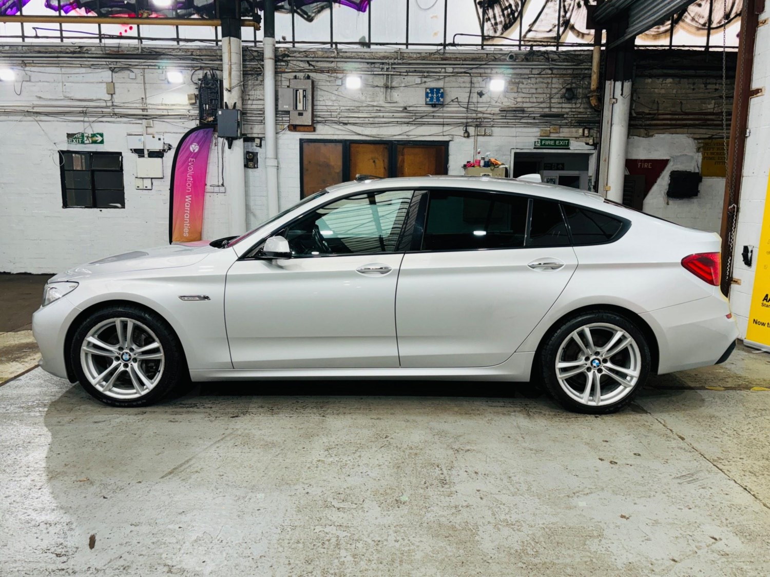 BMW 5 Series Gran Turismo Listing Image