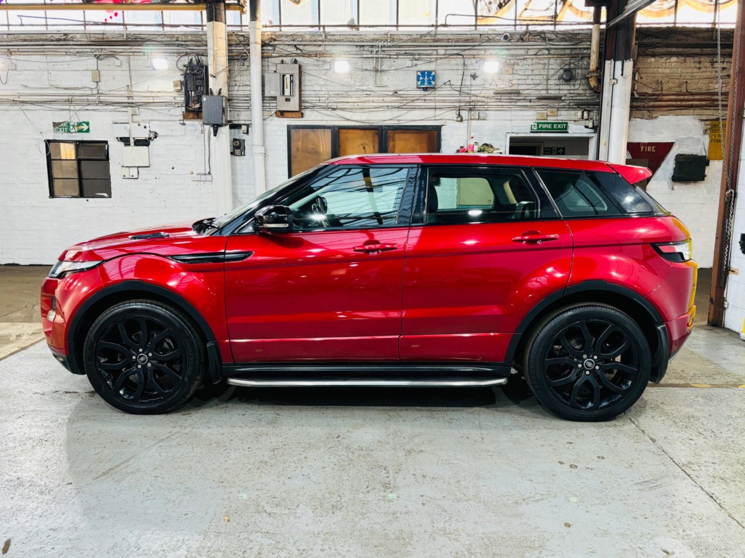 Land Rover Range Rover Evoque Listing Image